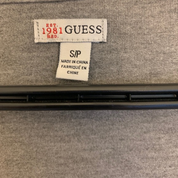 Guess - Picture 5 of 5